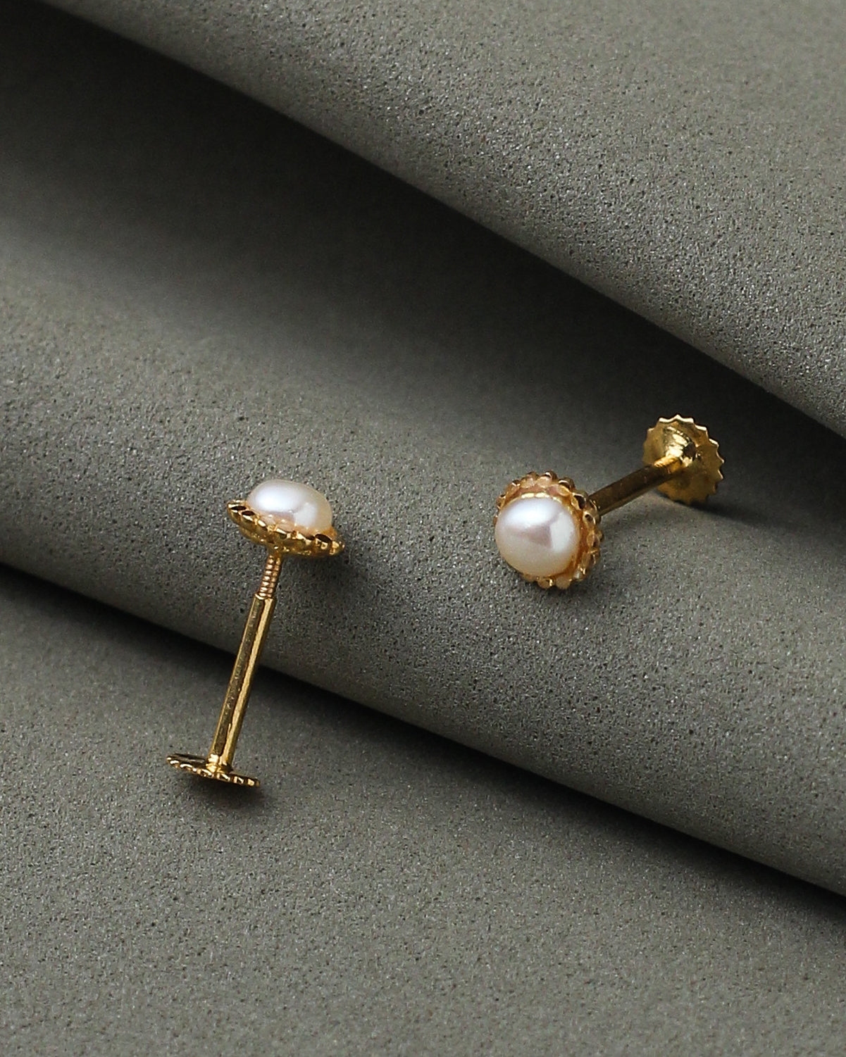 21K Gold Pearl Stud Tops – 0.97g