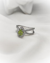 Enchanted peridot ring