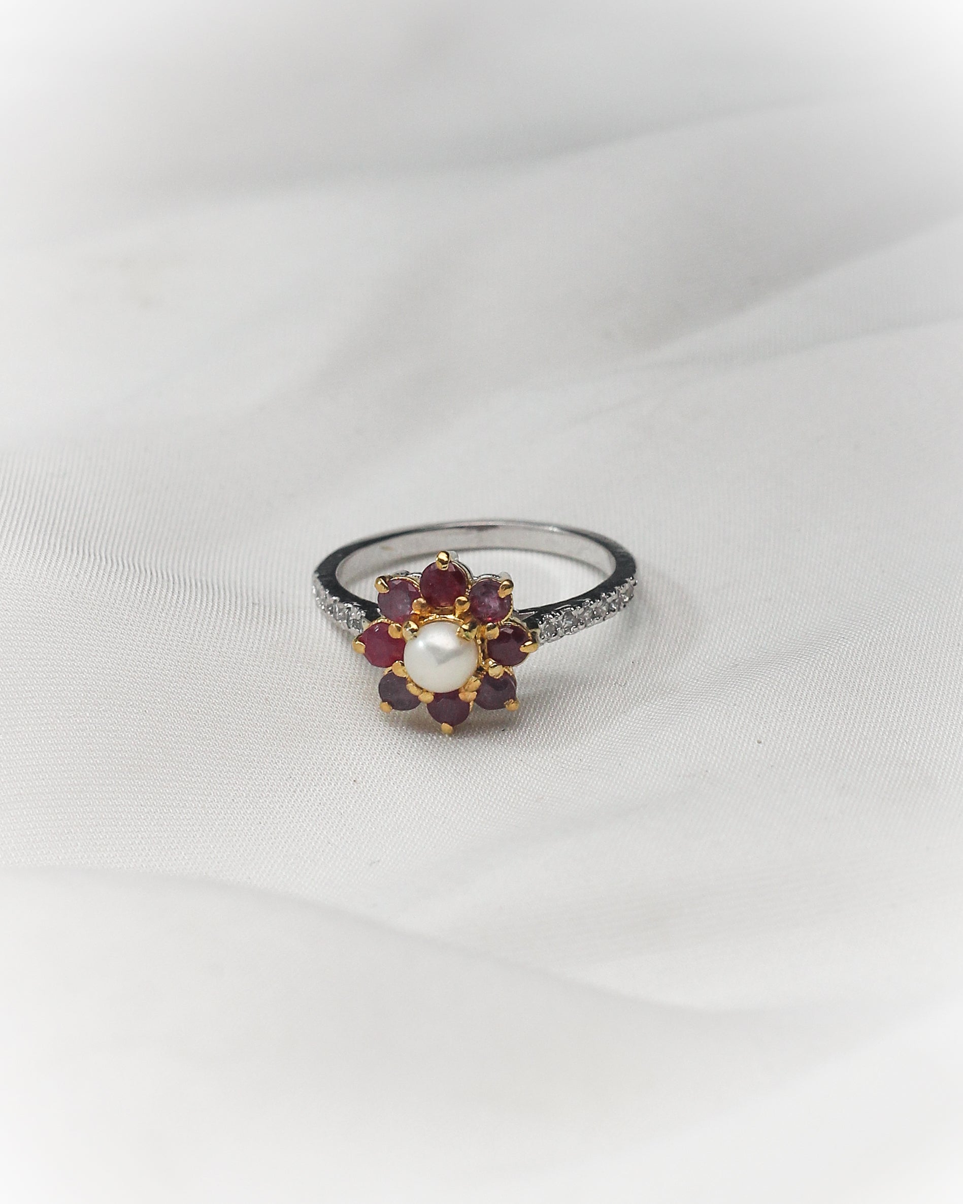 925 Sterling Silver Ruby & Pearl Floral Ring