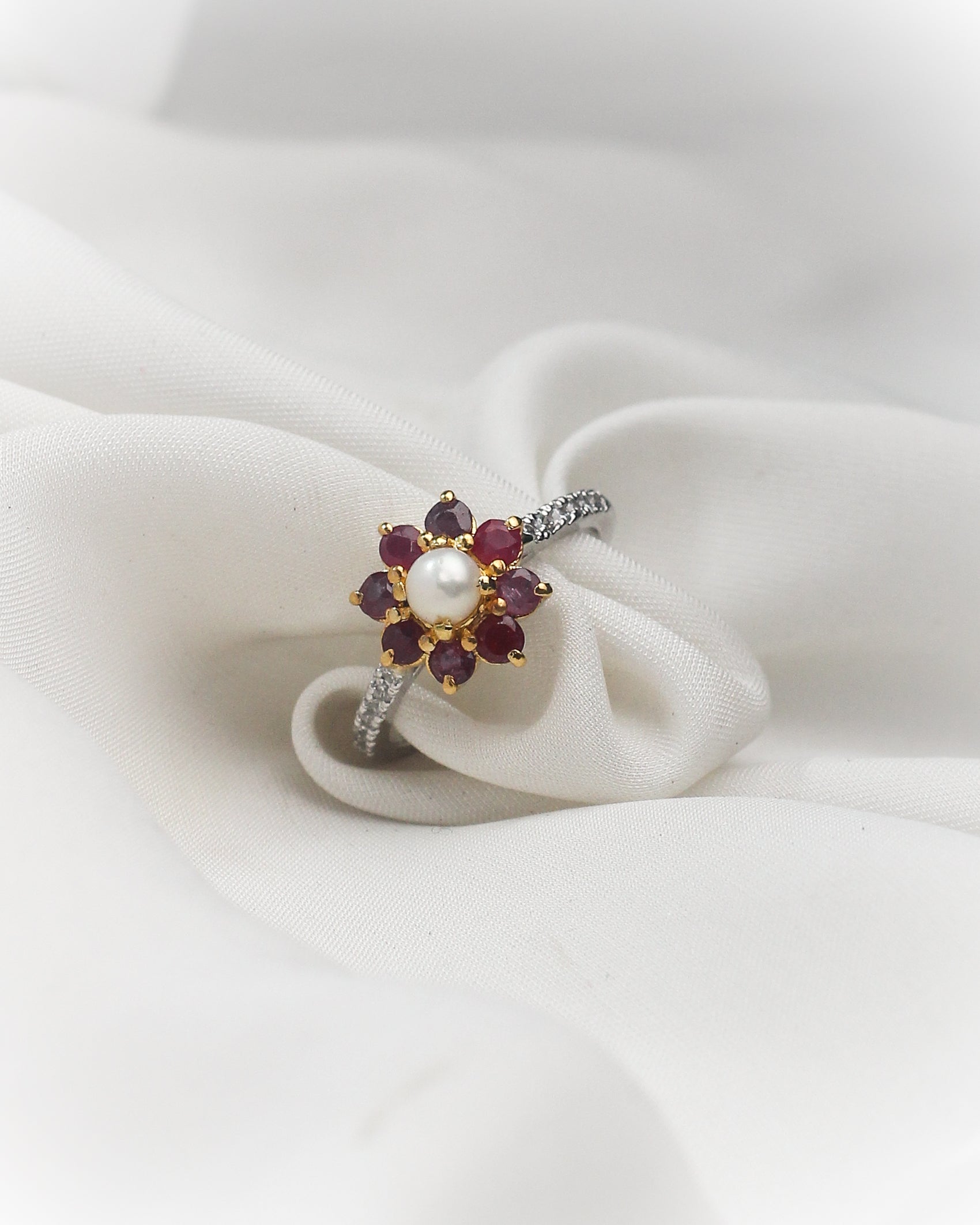 925 Sterling Silver Ruby & Pearl Floral Ring
