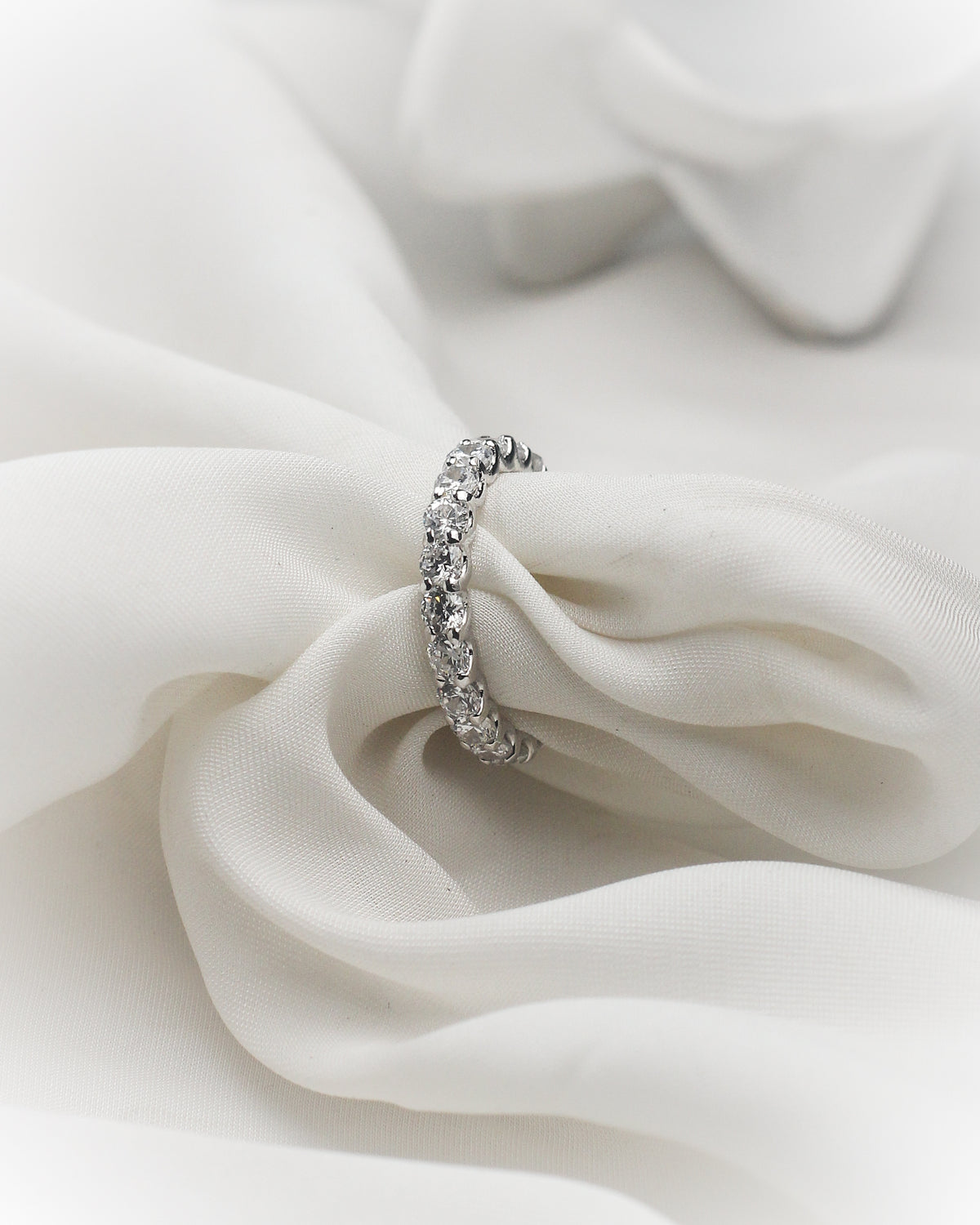 Malkeenz 925 Silver Sparkling Eternity Ring