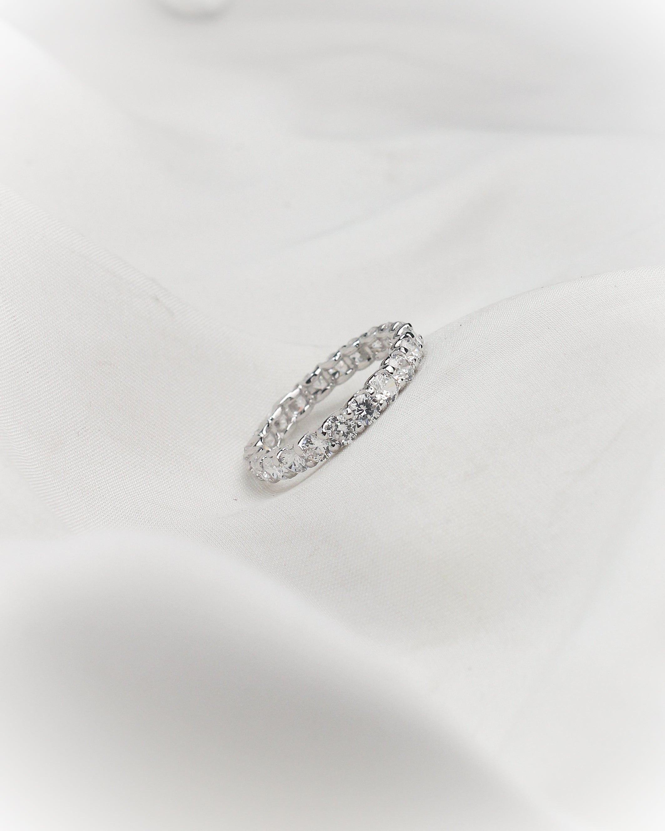 Malkeenz 925 Silver Sparkling Eternity Ring