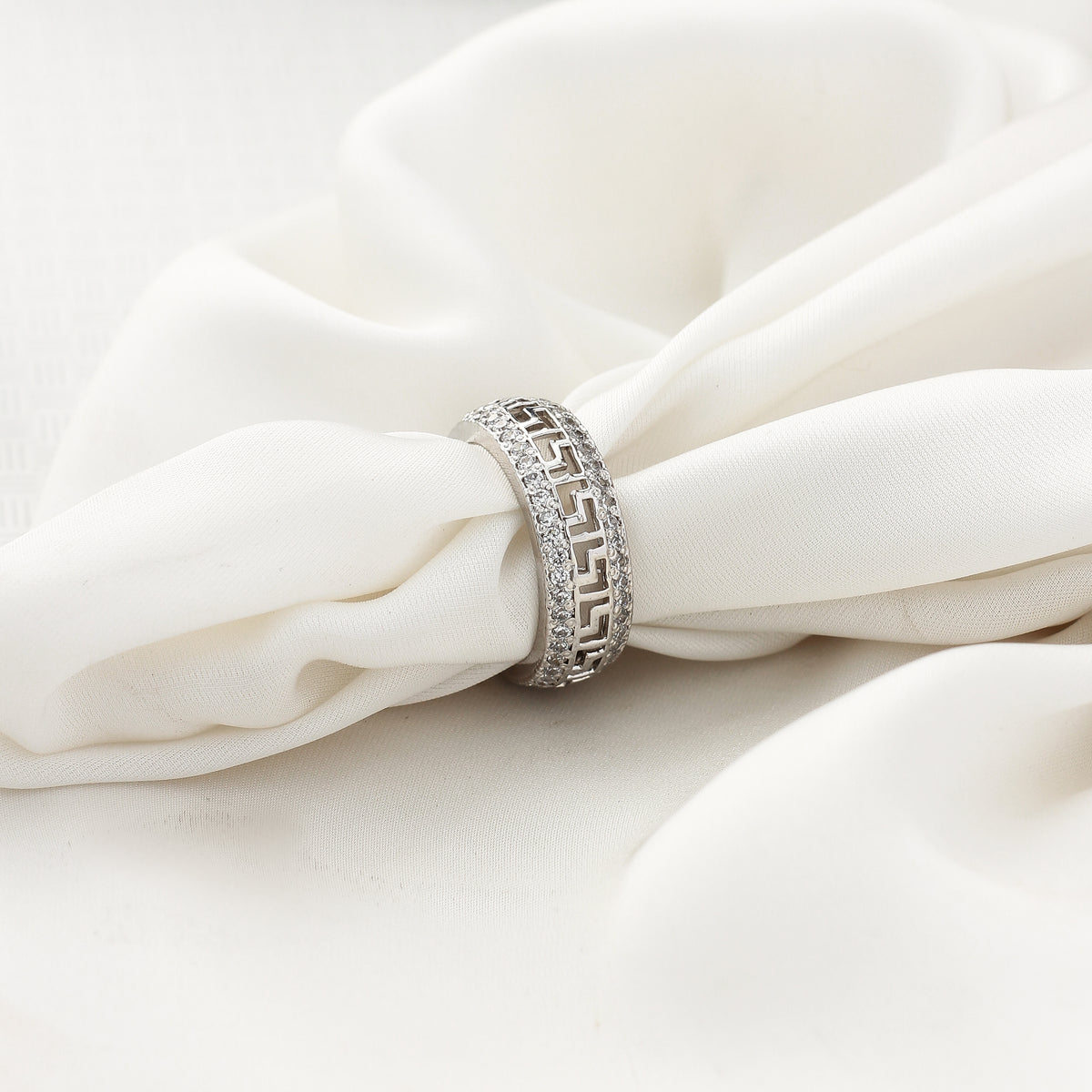 Gleaming Horizon Ring
