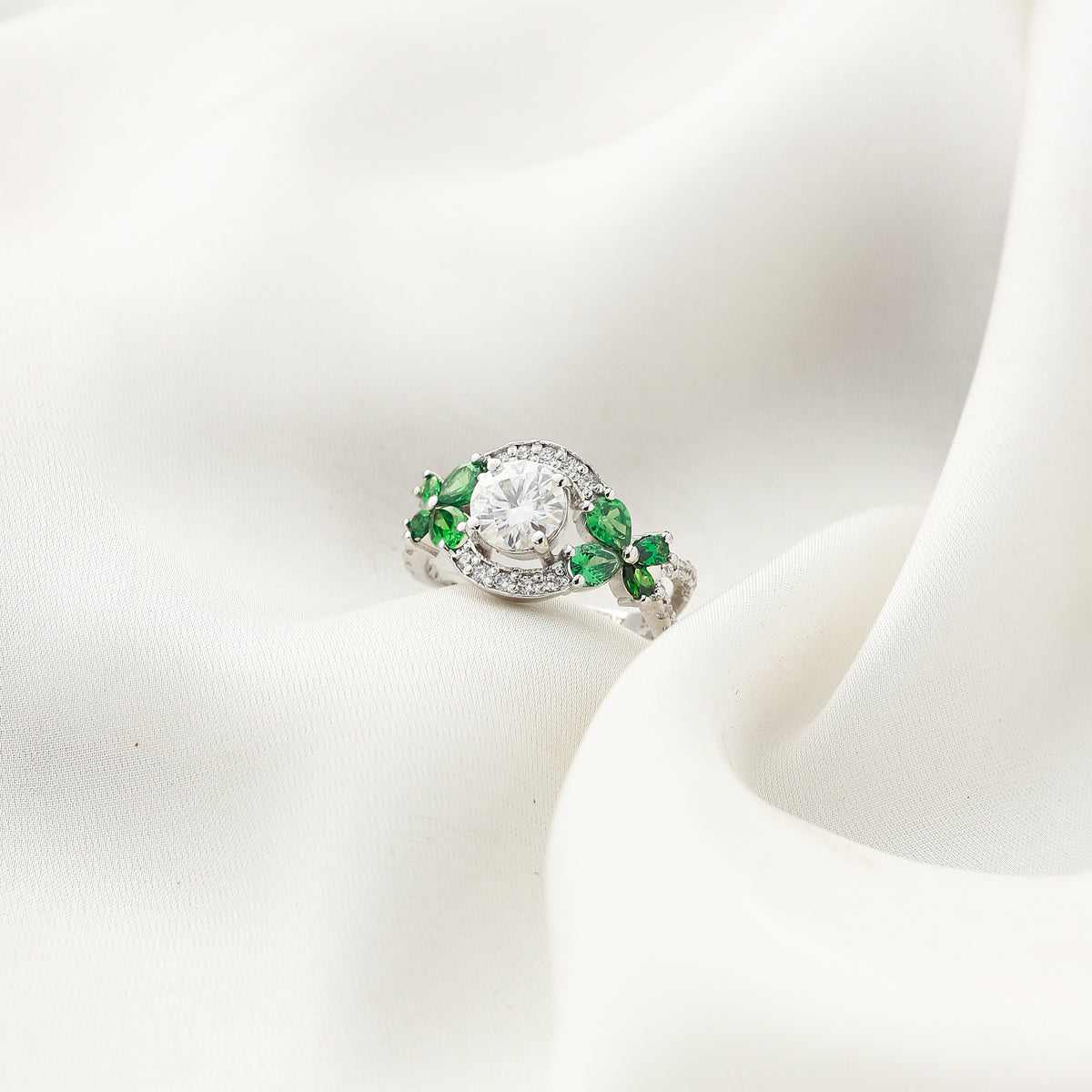 Moissanite Garden Bloom Ring 1 CRT