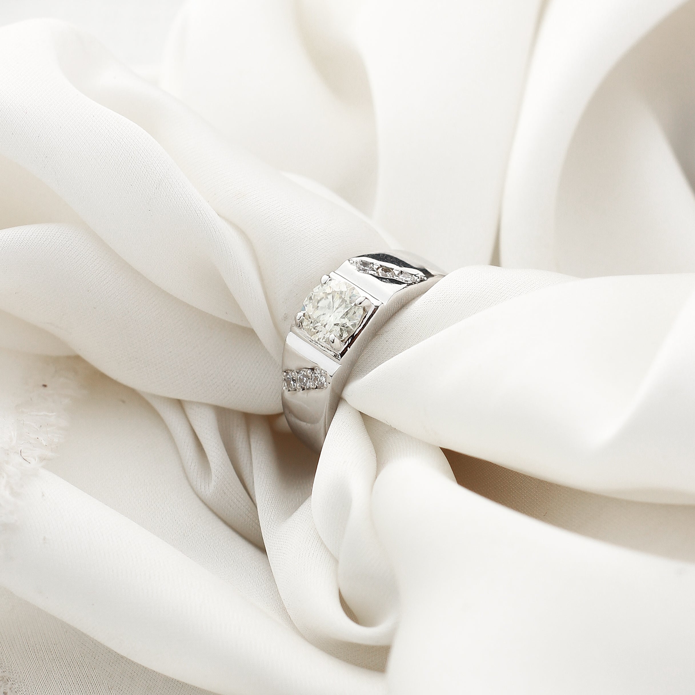 Majestic Moissanite 1 CRT