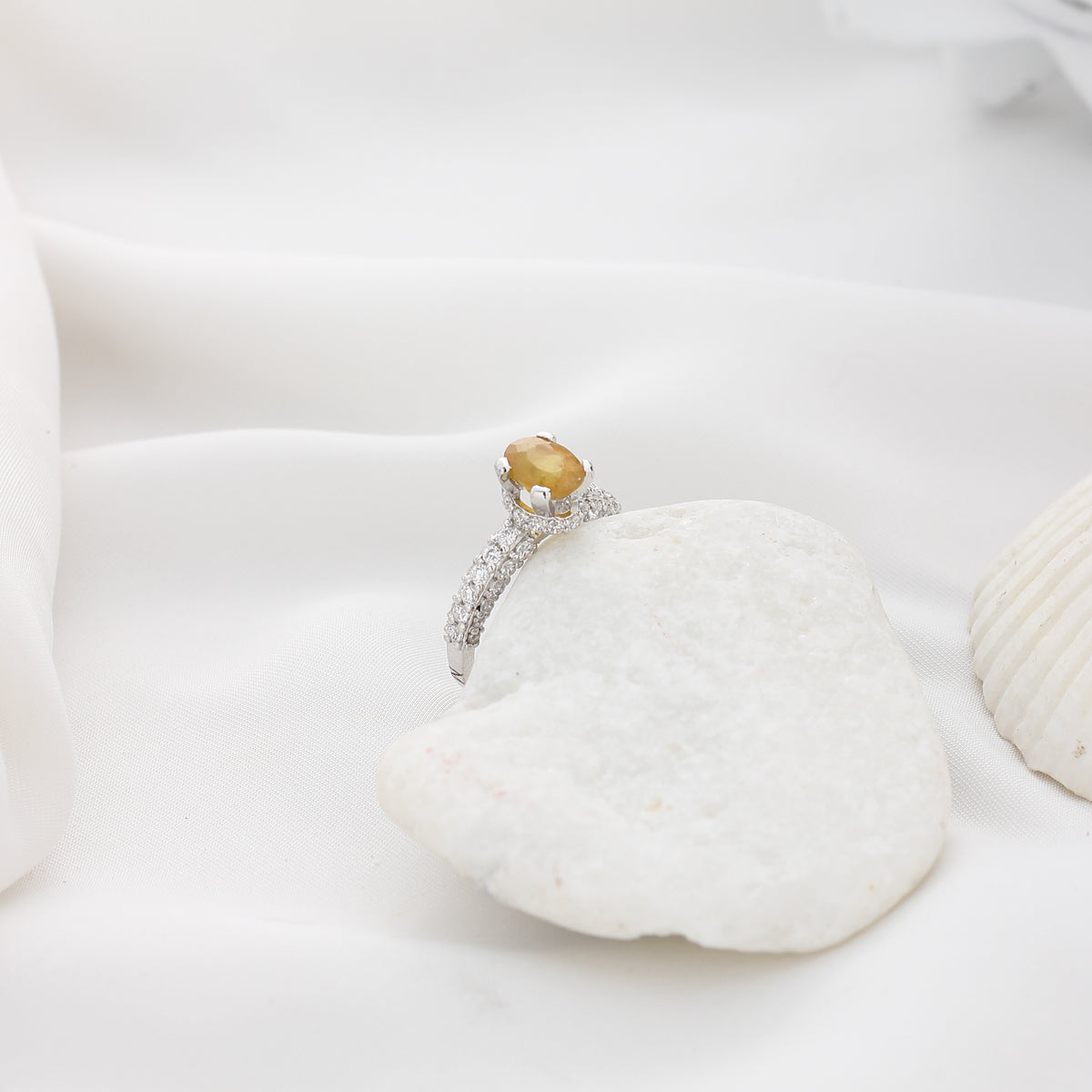 Pukhraj Royale Ring