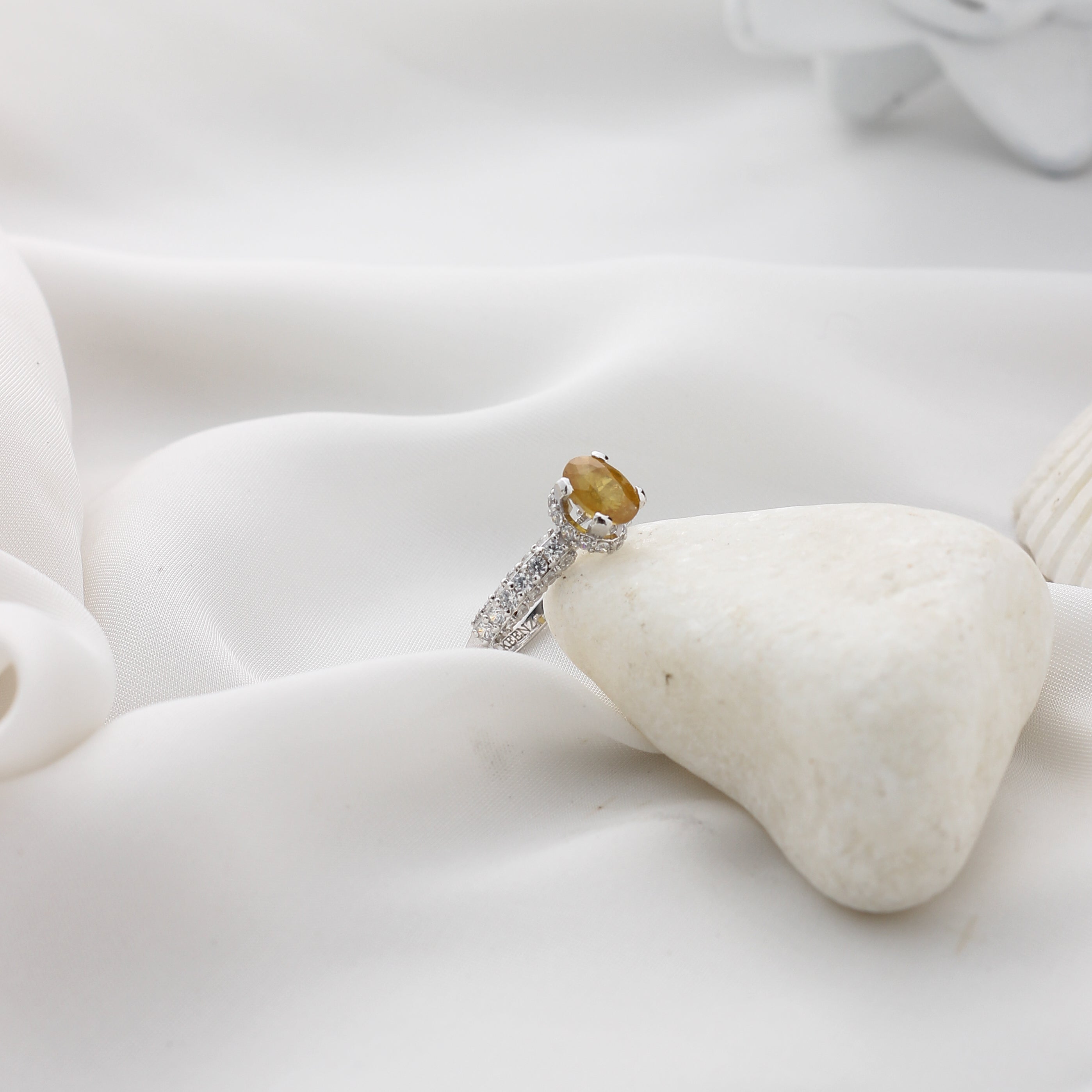 Pukhraj Royale Ring