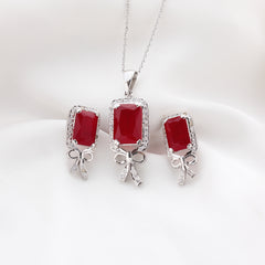 Scarlet Bow Set